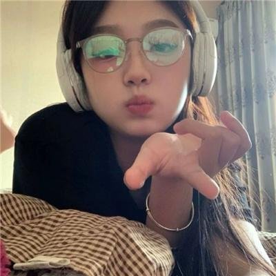 女主角
